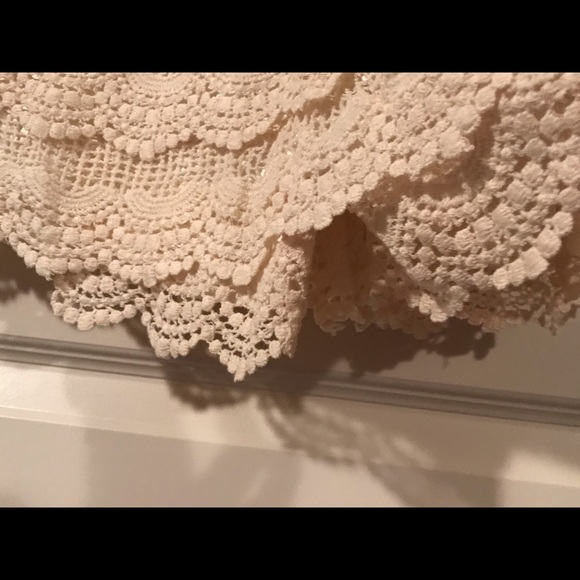 M U.S.A. Lace tiered shorts - Picture 9 of 10